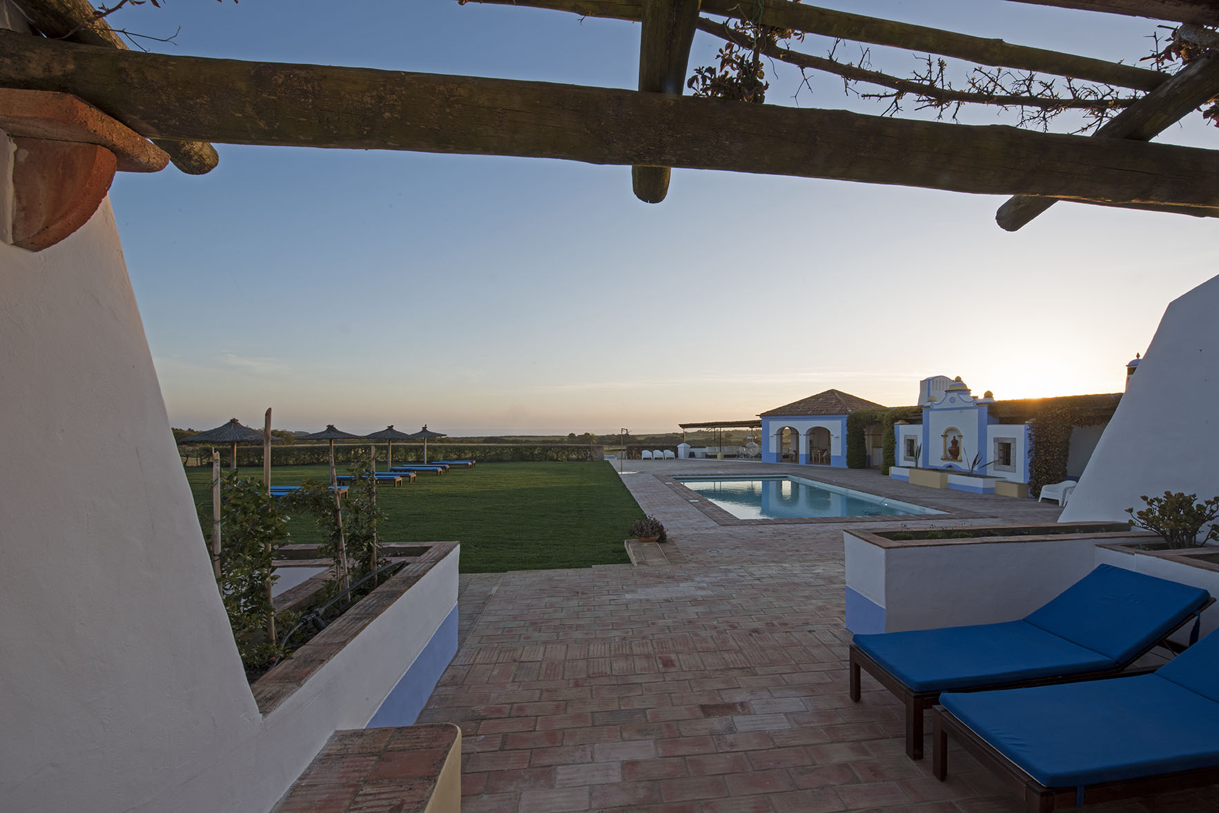 Quarto Duplo/Twin - Vista Piscina