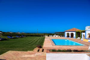 Quarto Duplo/Twin – Vista Piscina
