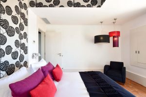 Quarto Casal Deluxe – Vista Mar Lateral