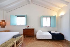 Quarto Familiar com Terraço