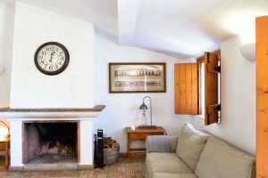 Casa com 2 Quartos e Jardim